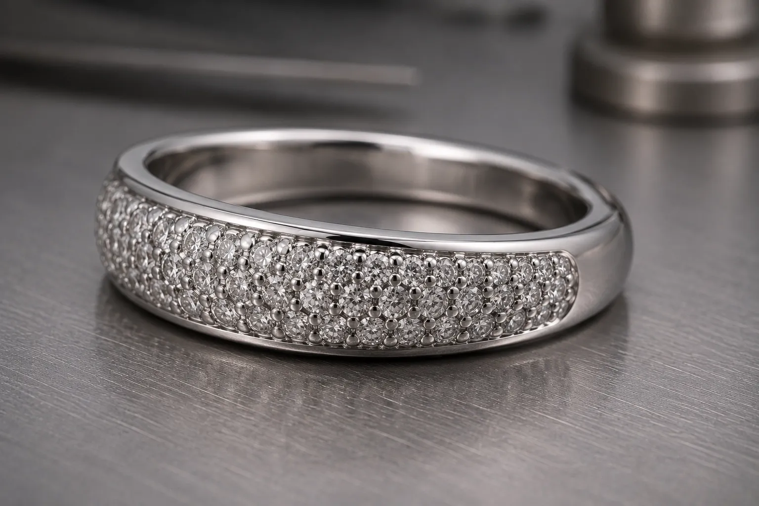 Pavé — stone setting, produced to a buyer's own design